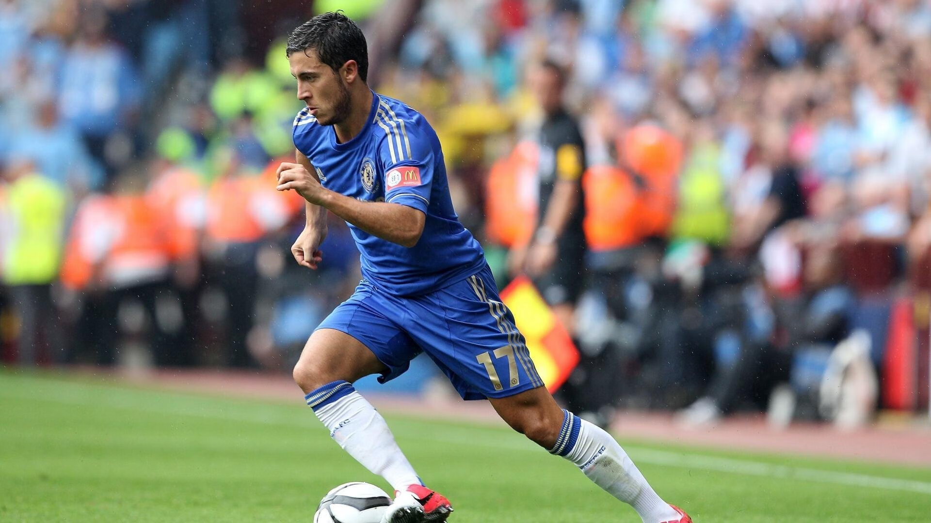 德布劳内连续十二场比赛得分超过锐不可当，RNG不断突破！再创辉煌时刻